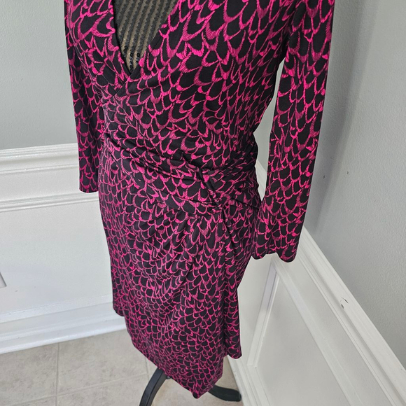 Women's Diane von Furstenberg Dress, Size 8, Pink & Black - Picture 3 of 9